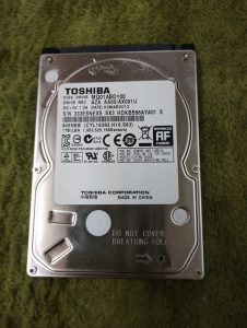 取出したHDD