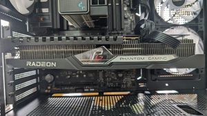 グラフィックボード装着
