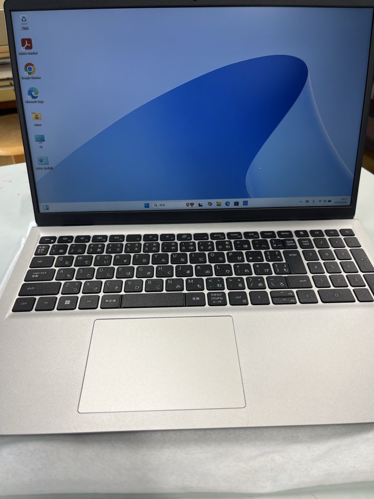 DELLノートパソコン