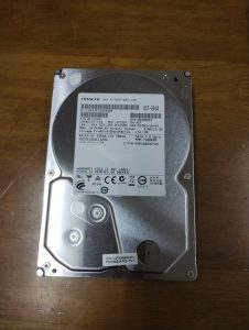 取出したHDD