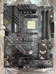 新マザーボード CPU装着